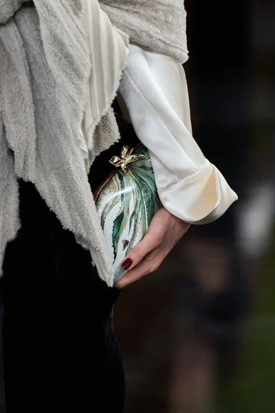 Look 2